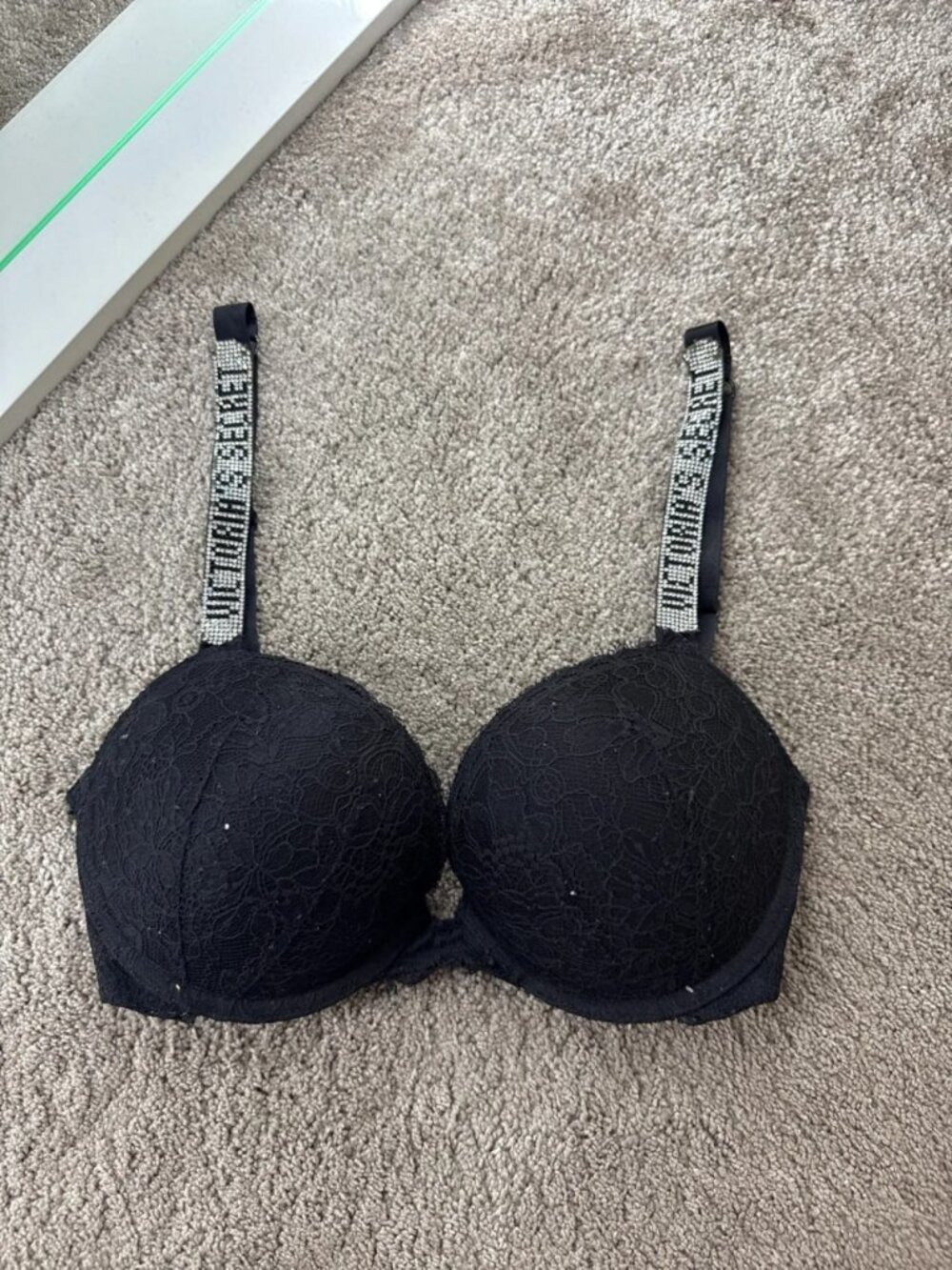 Lace Push-Up Bra with Logo Straps Black Size 34C